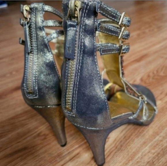 📌NINE WEST BARCLAY BEADED FRINGE STRAPPY METALLIC SANDALS WOMEN'S SIZE US 10 - Picture 6 of 7